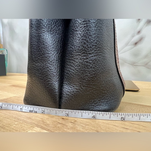 Bally Vintage Black & Brown Leather Woven Tote Bag | Gold Chain Strap - Picture 9 of 13